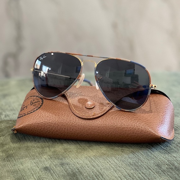 Ray Ban Aviator Sunglasses.